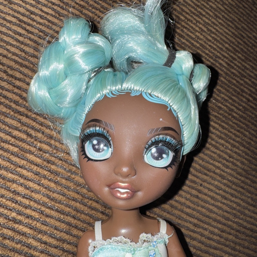 Rainbow High Slumber Party Robin Sterling Nude Doll - Picture 2 of 4